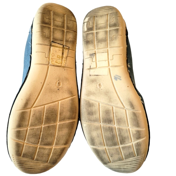 Good Choice Women Kiana Slip On Blue Solid Casual Round Toe Flat Heel 9W - Picture 4 of 12